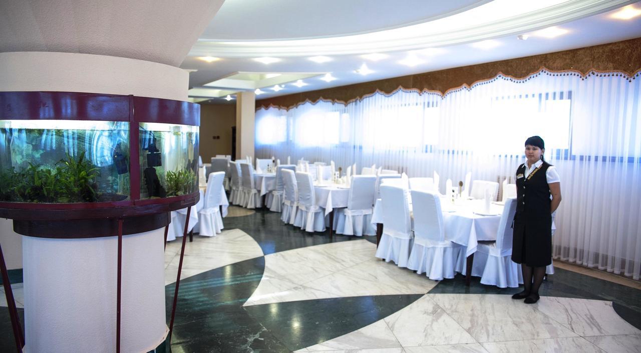Kazakhstan Hotel Atyrau Exterior photo