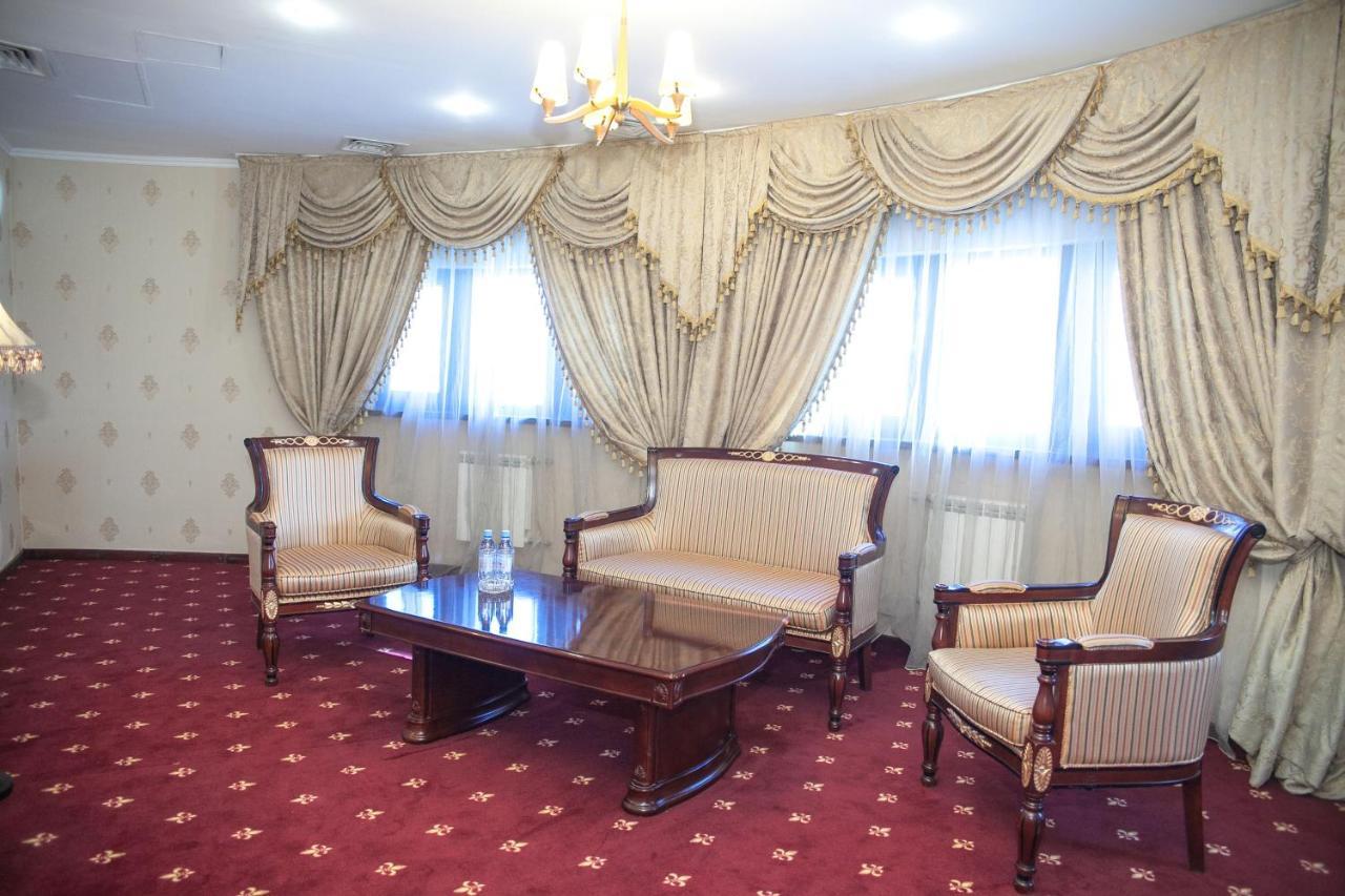 Kazakhstan Hotel Atyrau Exterior photo
