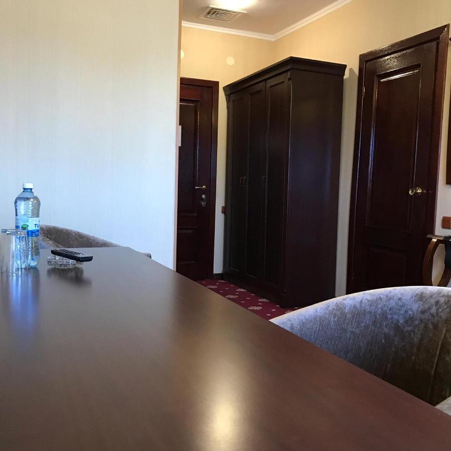 Kazakhstan Hotel Atyrau Exterior photo